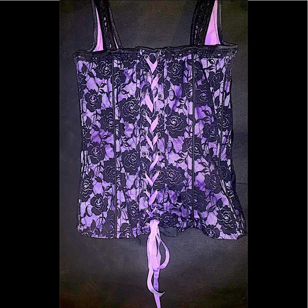 SALE Vtg 2004 Tripp nyc Corset Top & matching skirt SET! LIKE NEW - Picture 2 of 9